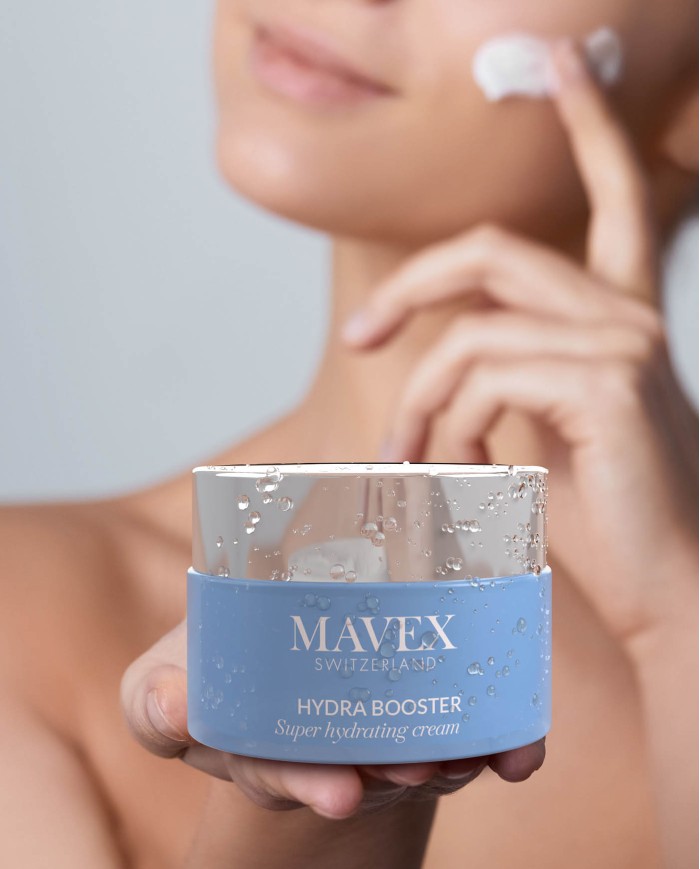 SUPER HYDRATING CREAM WITH FREE FACE MASK