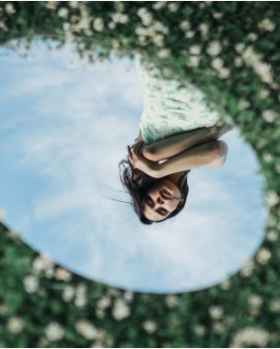 Skincare primaverile: come scegliere trattamenti naturali realmente efficaci